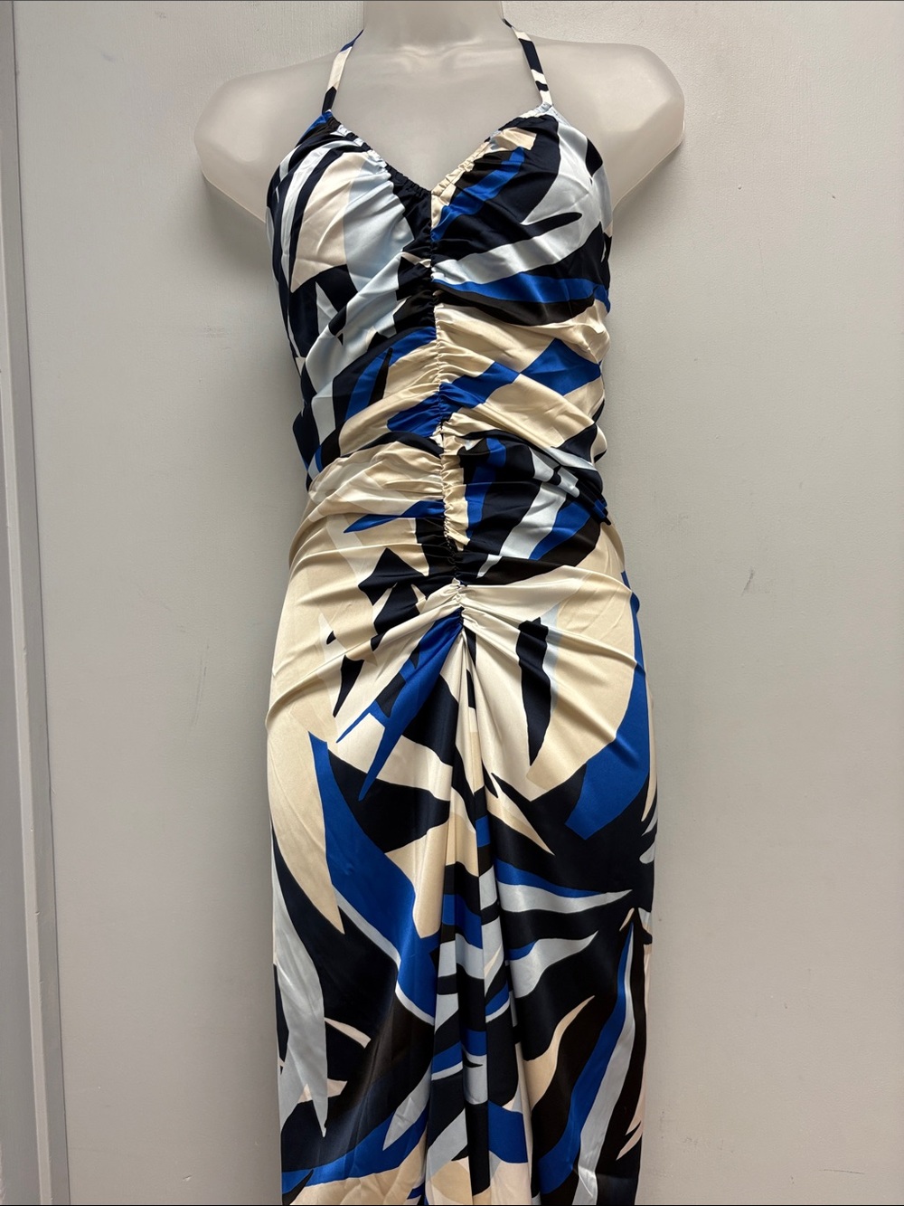 White House Black Market Ruched Tropical Print Halter Maxi Dress Size 6 NWT - Picture 6 of 12